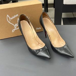 Christian Louboutin Décolleté Heels